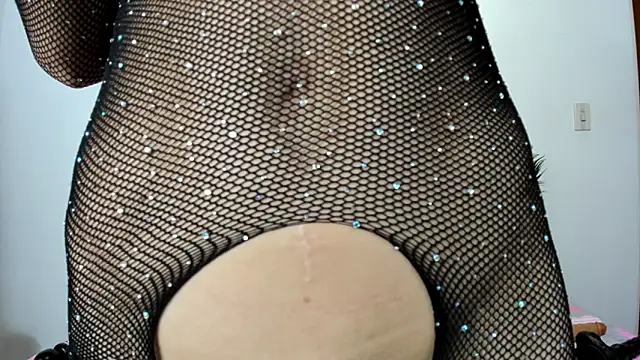 Camila Martiinez online show from 11, 11, 2025