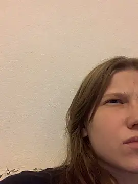 Leya F online show from 2, 10, 2025