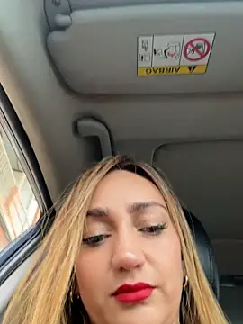 Ninabigtitied online show from 18, 3, 2026