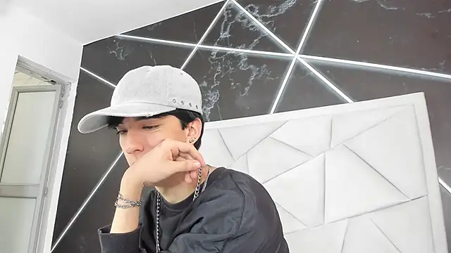 Snapshot of AerumChae chatting on 12, 5, 2026 AerumChae online show from 12, 5, 2026