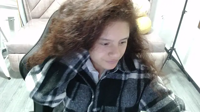 Snapshot of Velvet_Moon_V chatting on 21, 11, 2025 Velvet Moon V online show from 21, 11, 2025