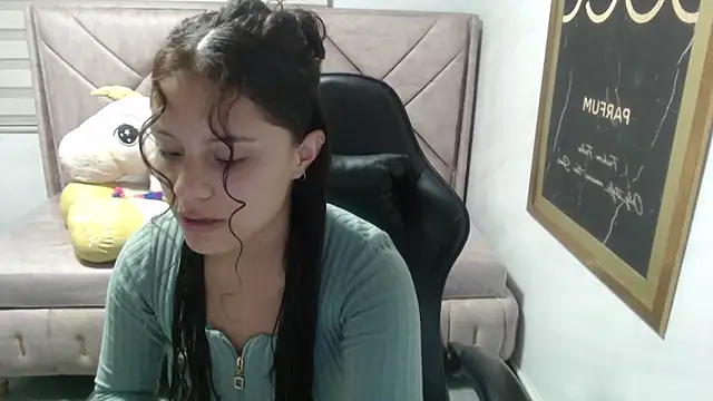 Snapshot of Velvet_Moon_V chatting on 29, 11, 2025 Velvet Moon V online show from 29, 11, 2025