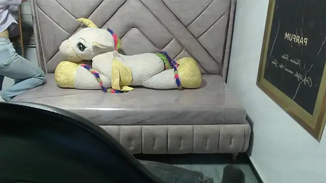 Snapshot of Velvet_Moon_V chatting on 3, 12, 2025 Velvet Moon V online show from 3, 12, 2025