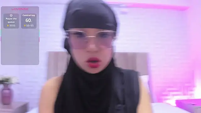 naishaa  online show from 16, 12, 2025