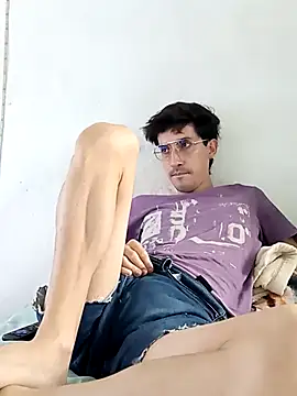 Snapshot of Dilanstrawberry chatting on 3, 3, 2026 Dilanstrawberry online show from 3, 3, 2026