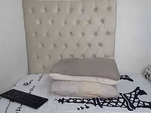 Snapshot of Lolly_Ramochele chatting on 13, 9, 2025 Lolly Ramochele online show from 13, 9, 2025