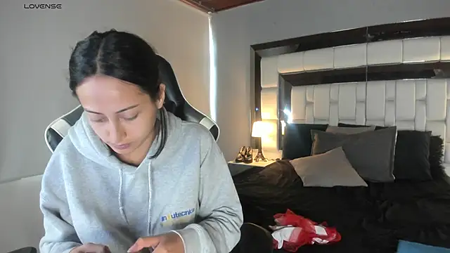 Adhara7 online show from 16, 9, 2025