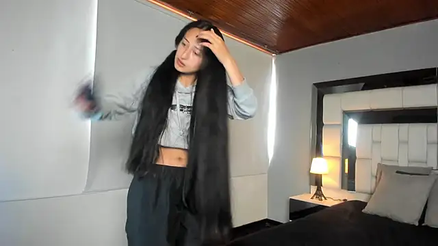 Adhara7 online show from 19, 11, 2025