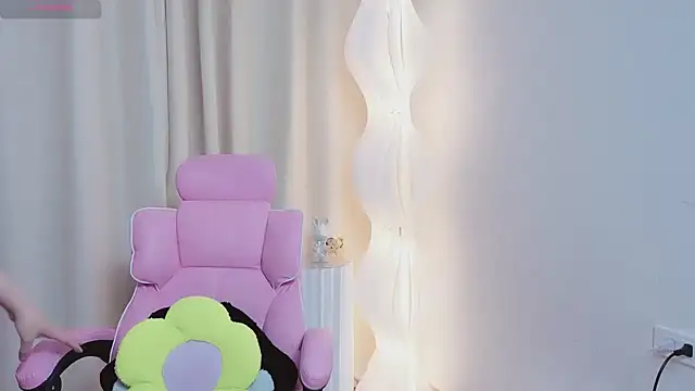 Snapshot of Miu-999 chatting on 17, 3, 2026 Miu-999 online show from 17, 3, 2026