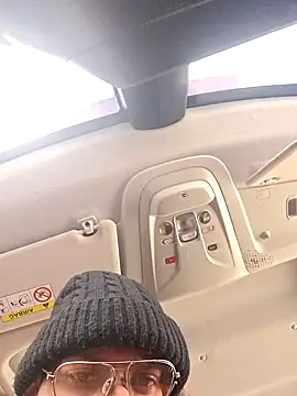 Snapshot of Royer59 chatting on 27, 3, 2026 Royer59 online show from 27, 3, 2026