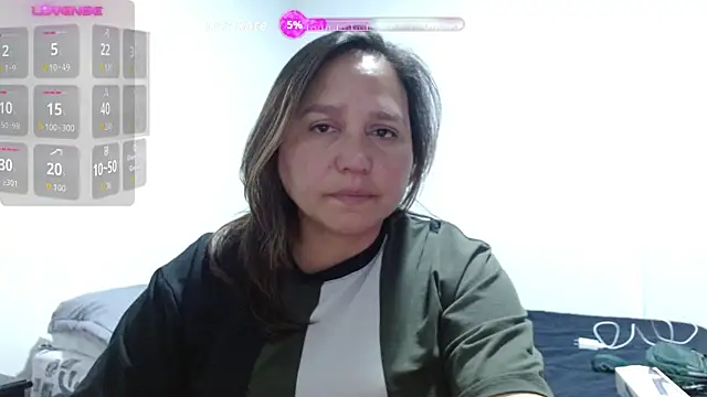 Snapshot of haashkyo chatting on 30, 10, 2025 haashkyo online show from 30, 10, 2025