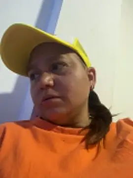 Snapshot of haashkyo chatting on 4, 12, 2025 haashkyo online show from 4, 12, 2025