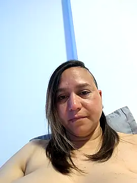 Snapshot of haashkyo chatting on 5, 12, 2025 haashkyo online show from 5, 12, 2025