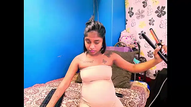 Snapshot of indiansumaya chatting on 21, 10, 2025 indiansumaya online show from 21, 10, 2025