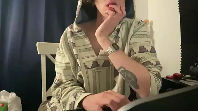 fakenshtbrah online show from 4, 12, 2025