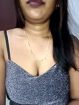 Snapshot of Tamil_kavinila chatting on 5, 4, 2026 Tamil kavinila online show from 5, 4, 2026