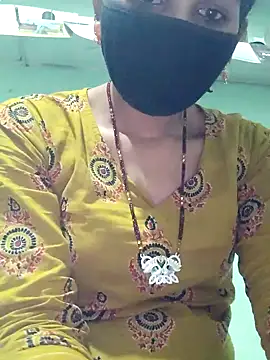 Snapshot of poojam93 chatting on 8, 9, 2025 poojam93 online show from 8, 9, 2025