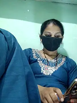 Snapshot of poojam93 chatting on 17, 9, 2025 poojam93 online show from 17, 9, 2025