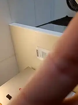 sarahkat86 online show from 3, 12, 2025