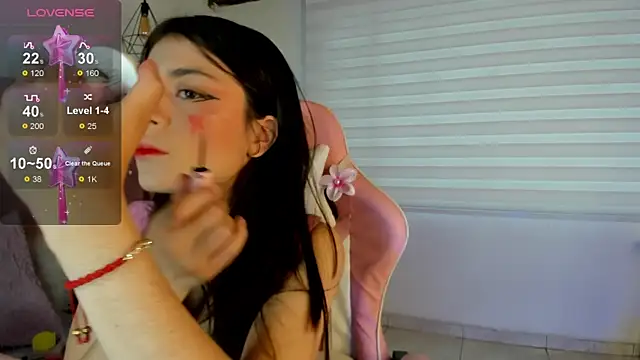 Jade rey  online show from 6, 10, 2025