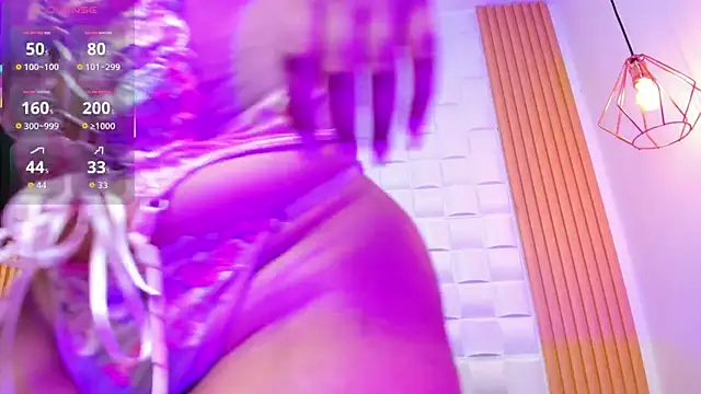 Snapshot of AriaBelle chatting on 20, 11, 2025 AriaBelle online show from 20, 11, 2025