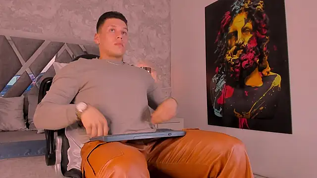 Snapshot of niklas_braun chatting on 12, 9, 2025 niklas braun online show from 12, 9, 2025