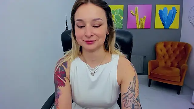Snapshot of LilFleurish chatting on 4, 5, 2026 LilFleurish online show from 4, 5, 2026