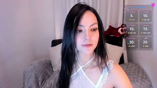 sarah saenz  online show from 20, 5, 2026