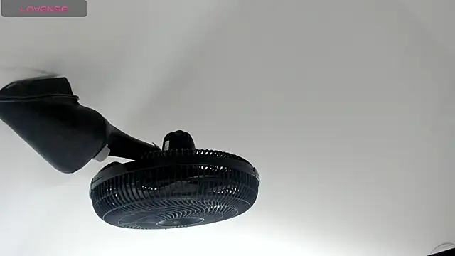 sweet  vanessa1 online show from 16, 9, 2025