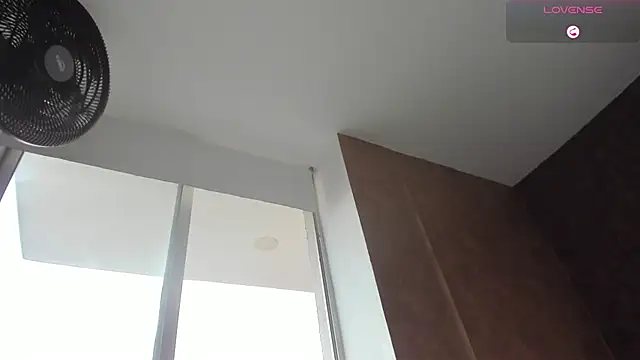 sweet  vanessa1 online show from 5, 3, 2026