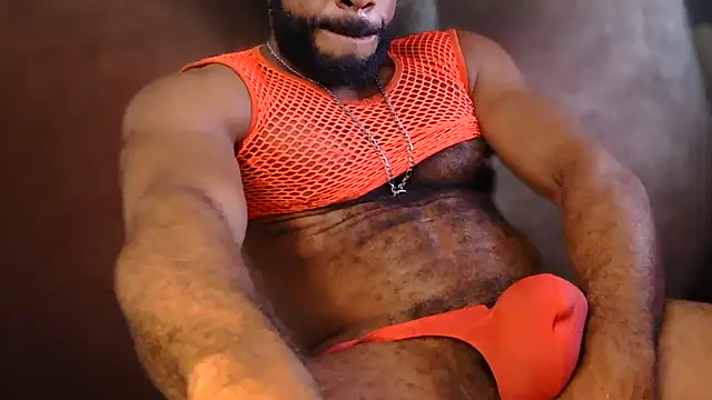 Piercedmuscle80 online show from 11, 6, 2026
