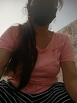 Snapshot of soni_yhakur chatting on 2, 7, 2026 soni yhakur online show from 2, 7, 2026