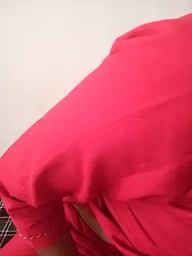 Snapshot of Neha_Tyagi chatting on 7, 10, 2025 Neha Tyagi online show from 7, 10, 2025