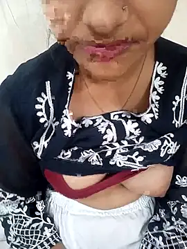 Snapshot of Neha_Tyagi chatting on 10, 10, 2025 Neha Tyagi online show from 10, 10, 2025