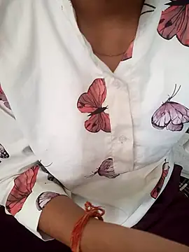 Snapshot of Neha_Tyagi chatting on 14, 10, 2025 Neha Tyagi online show from 14, 10, 2025