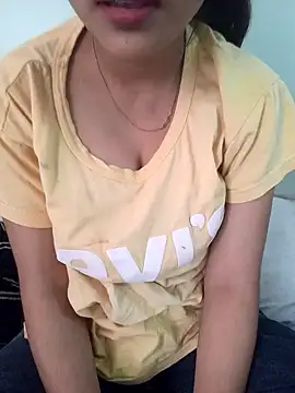 Snapshot of Neha_Tyagi chatting on 20, 11, 2025 Neha Tyagi online show from 20, 11, 2025