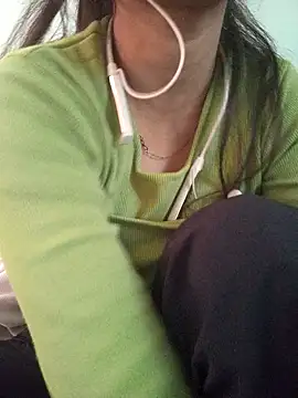 Snapshot of Neha_Tyagi chatting on 21, 11, 2025 Neha Tyagi online show from 21, 11, 2025