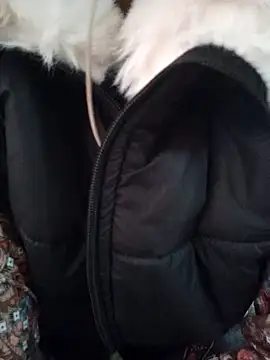 Snapshot of Neha_Tyagi chatting on 27, 11, 2025 Neha Tyagi online show from 27, 11, 2025