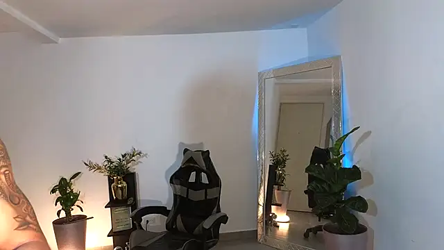 Wyatt Rose online show from 1, 10, 2025