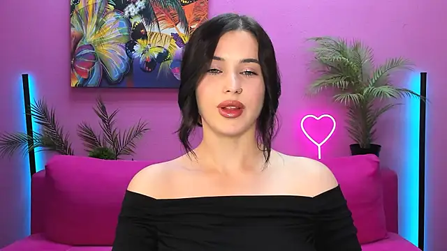 lil angel  online show from 25, 9, 2025