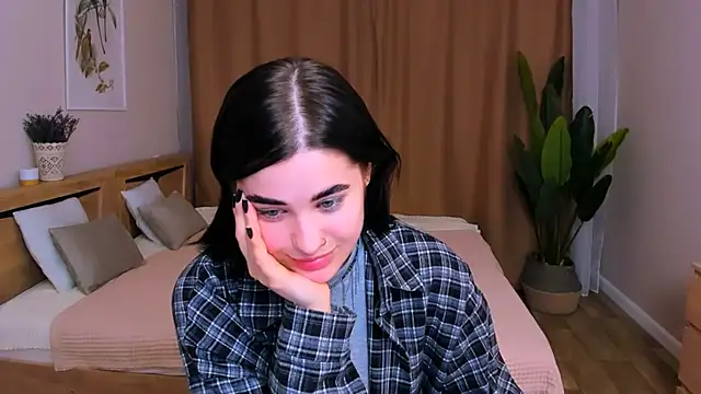 lil angel  online show from 6, 3, 2026