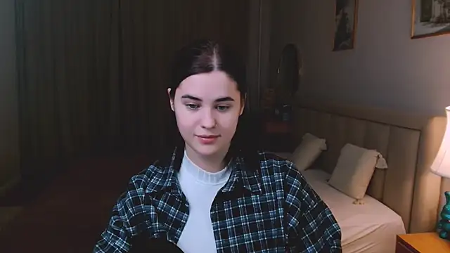 lil angel  online show from 23, 3, 2026