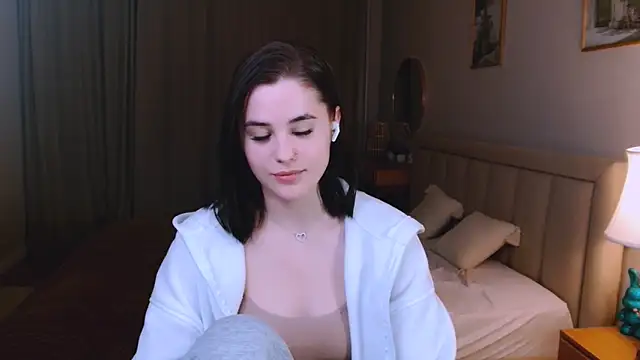 lil angel  online show from 2, 4, 2026