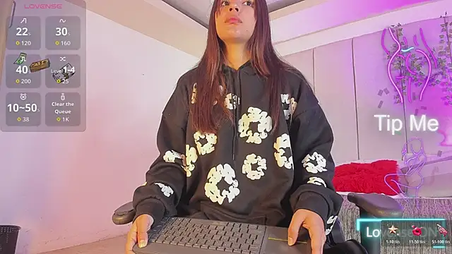 mia rousse25 online show from 13, 2, 2026