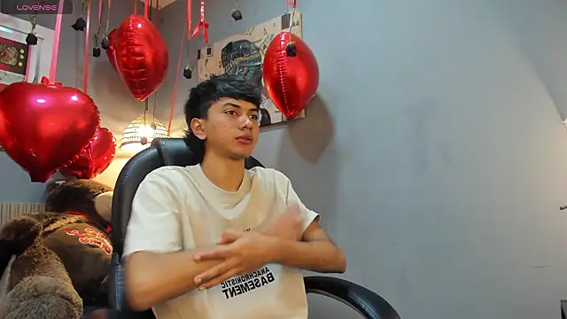 Snapshot of markbowie chatting on 19, 2, 2026 markbowie online show from 19, 2, 2026