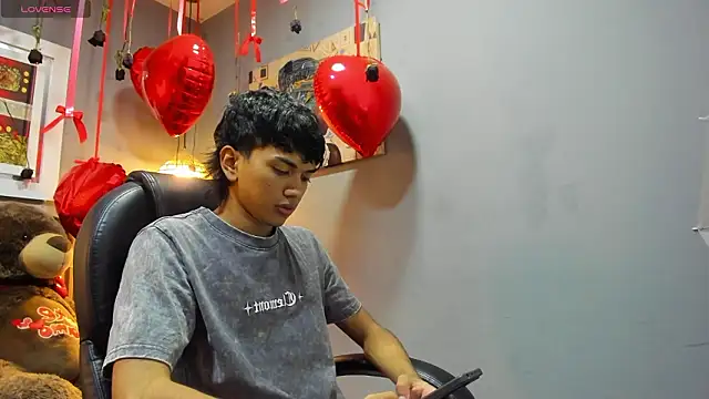 Snapshot of markbowie chatting on 21, 2, 2026 markbowie online show from 21, 2, 2026