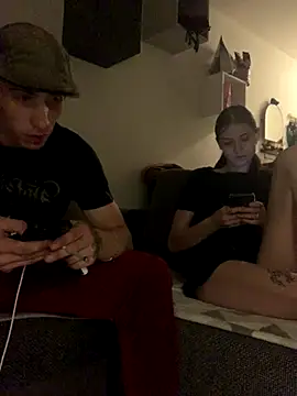 Snapshot of DuGurke chatting on 14, 10, 2025 DuGurke online show from 14, 10, 2025