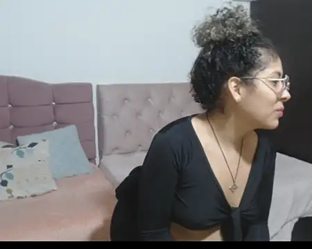 Snapshot of CATTALINAHOT chatting on 7, 2, 2026 CATTALINAHOT online show from 7, 2, 2026