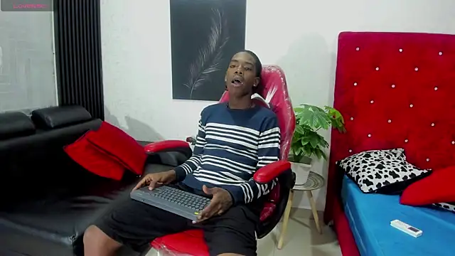 Snapshot of Cam_Brown chatting on 9, 9, 2025 Cam Brown online show from 9, 9, 2025