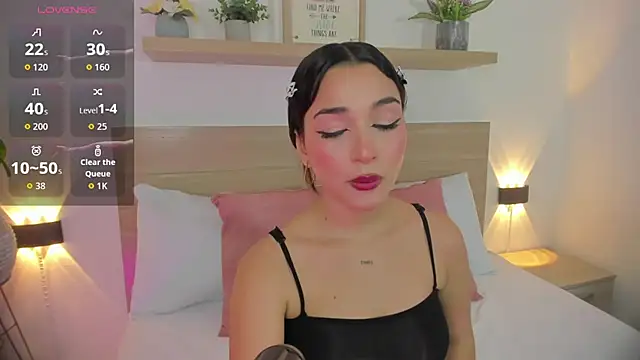 Snapshot of luma_sky_ chatting on 23, 11, 2025 luma sky online show from 23, 11, 2025